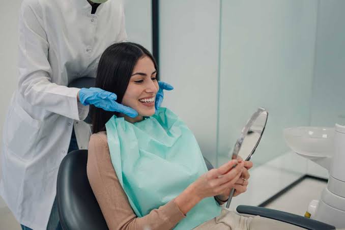 Easy Tips For Maintaining A Healthy Smile At Home