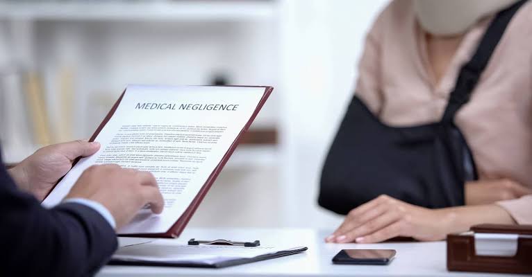 Easy Steps To Choose The Right Medical Malpractice Lawyer